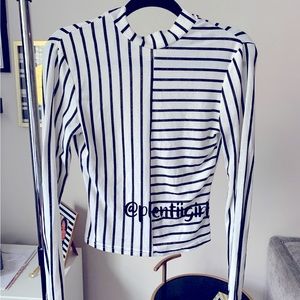 Stripe half turtleneck